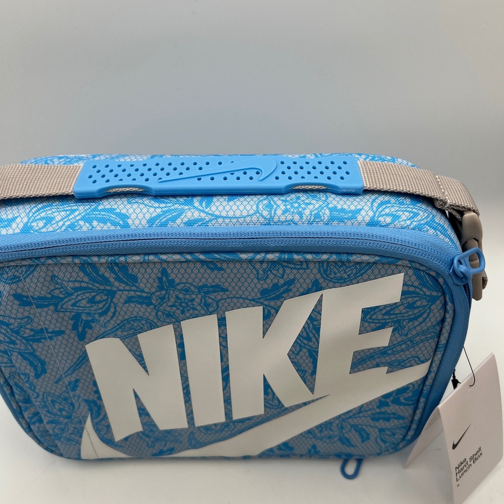 NWT Nike Hard Shell Lunch Box Ghost Blue Floral Paisley Insulated Back to School - Picture 2 of 10